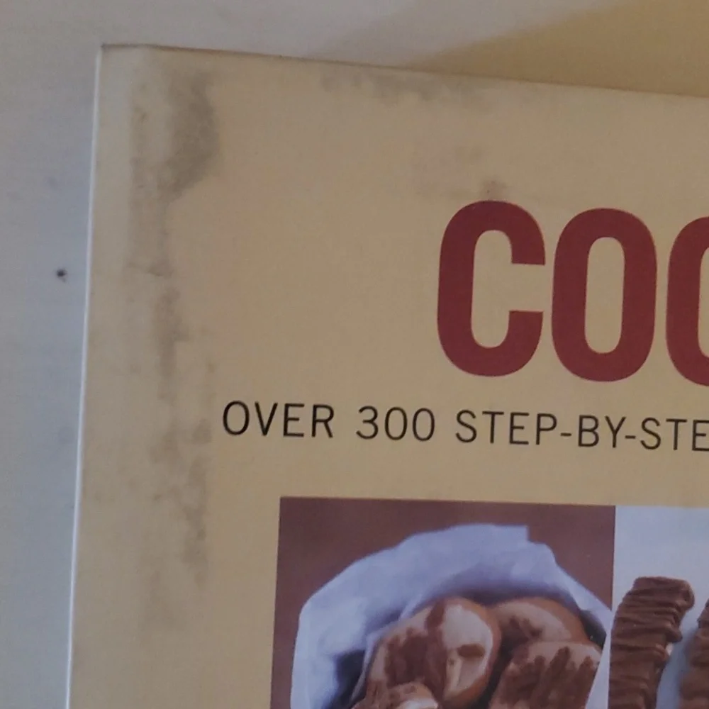 Cookies Recipe Book 300 Step By Step Recipes Softcover Yum Yummy Cookie